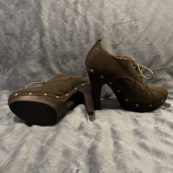 Brown suede with fleece trim high heel bootie 3 1/2” with 1” platform - Picture 2 of 3